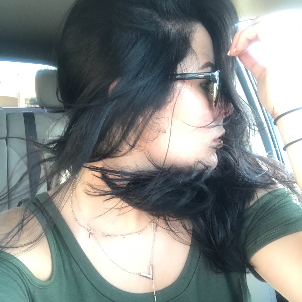 Meet your Posher, Rachel